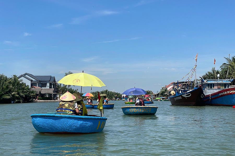 Take a basket boat trip - Hoi An day tours