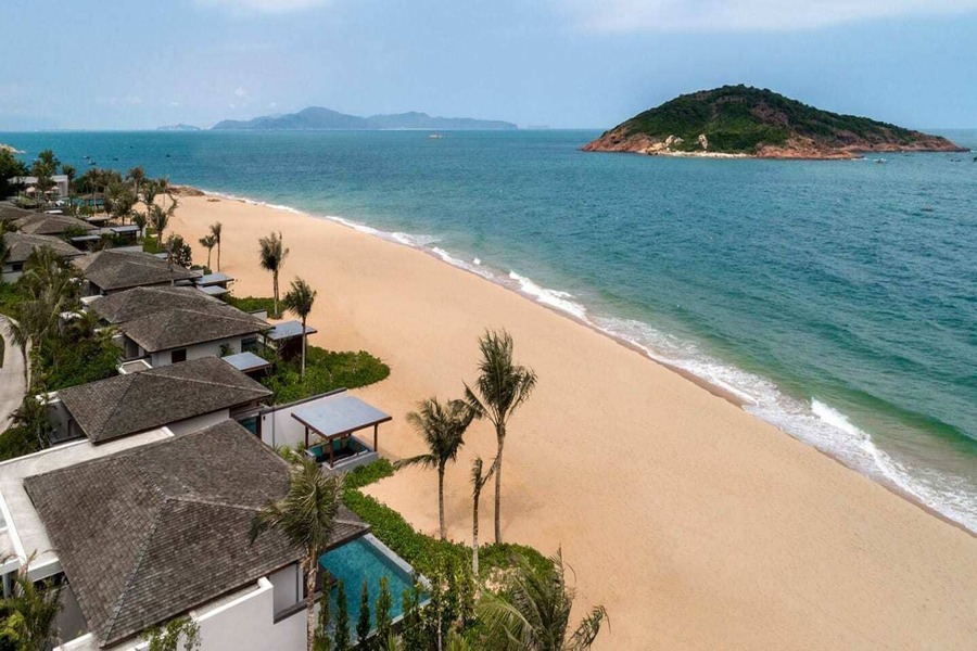 dreamlike sight of Phuong Mai Peninsula with Quy Nhon shore excursions